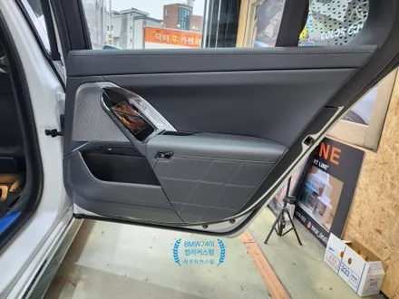 BMW740i 실내커스텀 실내옵션컬러의 아쉬움을 아우라커스텀 에서 깔끔하게 해결 / 오산 수목원로