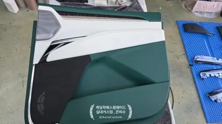 캐딜락 에스컬레이드 롱바디 투톤인테리어 실내커스텀 포지드수전사 안전벨트컬러교체 은하수설치 차별화된시스템 아우라커스텀 / 오산시 누읍동