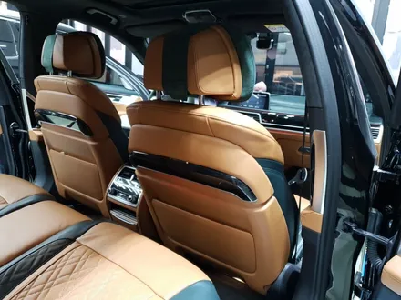 서울 자동차실내복원 BMW745e 컬러커스텀 가죽복원 아우라커스텀 레텍코리아 오산본점 / 오산시 누읍동
