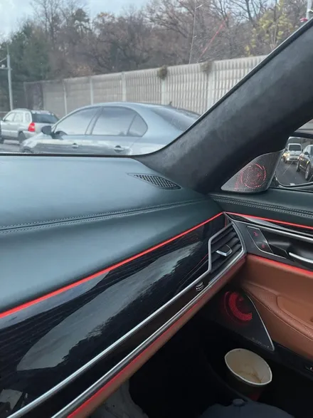 서울 자동차실내복원 BMW745e 컬러커스텀 가죽복원 아우라커스텀 레텍코리아 오산본점 / 오산시 누읍동
