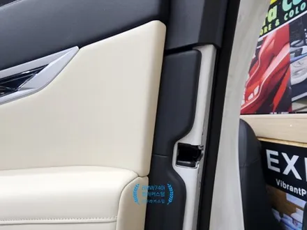 BMW740i 실내커스텀 실내옵션컬러의 아쉬움을 아우라커스텀 에서 깔끔하게 해결 / 오산 수목원로