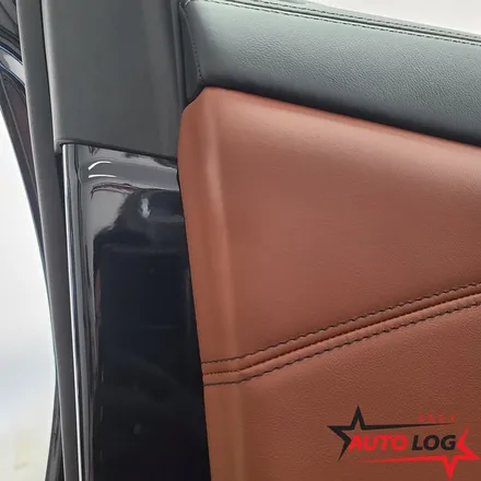 BMW X7 브라운 컬러 도어트림 찍힘 상처 가죽 복원 / 광주,전주,익산