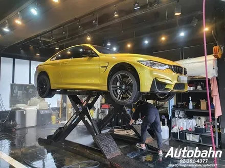 BMW M4 하부세차 리프트하부세차 프리미엄 하부세차 염화칼슘제거 스팀하부세척 고양 삼송 원당 은평 / 고양시 삼송동