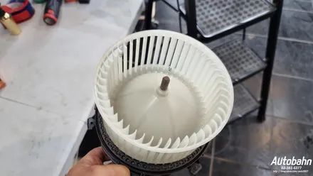 BMW X7 에바크리닝 내시경 에어컨청소 퀘퀘한냄새제거 자동차에어컨냄새 탈취 / 고양