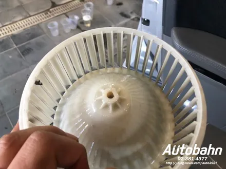 SM7 내시경 에바크리닝 자동차 에어컨 청소 일산 삼송 원흥 구파발 중산 식사동 탄현 운정 야당동 에어컨 청소는 아우토반에서 받으세요 / 고양시 삼송동