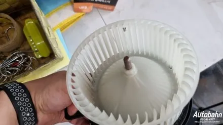 BMW X7 에바크리닝 내시경 에어컨청소 퀘퀘한냄새제거 자동차에어컨냄새 탈취 / 고양