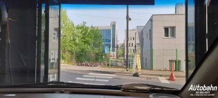 한층 여름이 다가온 4월말 스파크 썬팅시공 썬팅문의는 아우토반에 주세요. 가성비좋은 제품으로 깔끔하게 시공해드립니다. / 고양
