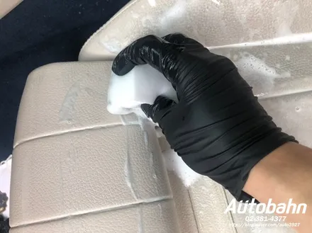 베이지시트 클리닝 베이지시트코팅 요트블루베이지 색상 가죽코팅 벤츠E220D 요트블루베이지 / 고양시 삼송동