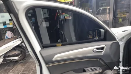 르노삼성 XM3 선팅 블랙박스 신차패키지 가성비 레이노F5 썬팅 블랙박스 가성비 패키지는 아우토반에서 받으세요! / 고양
