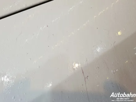 BMW X6M50D 프리미엄 광택 삼송 광택 은평구 광택 제대로 된 광택을 받아보세요 차량 손상이 없게끔 꼼꼼한 광택을 3인의 디테일러가 시공해드립니다. / 고양시 삼송동