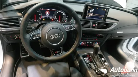 Audi A7 프리미엄 세차 디테일링세차 받으세요. 일산 스팀 손 세차 일산디테일링세차 일산세차 / 고양시 삼송동