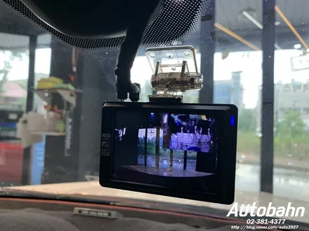 블랙박스 설치시공 최저가 블랙박스시공 후방카메라 교환 사제후방카메라 교체 시공 아우토반에 언제든 문의주세요 ^^ 쉐보레 윈스톰시공 / 고양시 삼송동