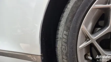 랩핑제거 제네시스 G80 랩핑제거 및 사고수리 삼송동 원흥동 보험수리 판금도장 1급공업사 / 고양