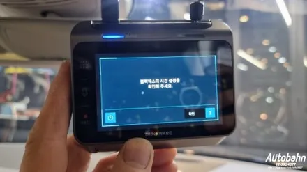 벤츠GLE 300D 아이나비QXD1 블랙박스 설치 아이나비커넥티드  에코파워팩S8 보조배터리 시공은 아우토반에서 받으세요! / 고양