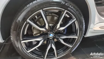 BMW X740I 메인터넌스 세차 디테일링세차 새똥테러 세차 프리미엄세차 원흥역세차 삼송역세차는 아우토반에서 받으세요 / 고양