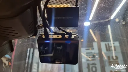 아이나비QXD1 블랙박스 BMW 530I 블랙박스 교체 에코파워팩설치시공 배선설치 아이나비커넥티드프로설치는 아우토반에 문의주세요 / 고양