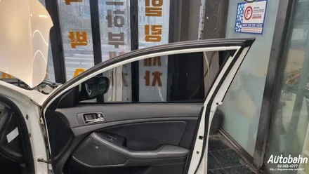 KIA K5 1세대 측후면 썬팅 열선 뽀글이 열선 지짐이 재시공 선반내림시공 열선손상없이 깔끔한 재시공 어보브하츠 가성비썬팅 / 고양