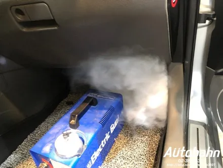 SM7 내시경 에바크리닝 자동차 에어컨 청소 일산 삼송 원흥 구파발 중산 식사동 탄현 운정 야당동 에어컨 청소는 아우토반에서 받으세요 / 고양시 삼송동