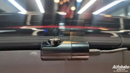벤츠GLE 300D 아이나비QXD1 블랙박스 설치 아이나비커넥티드  에코파워팩S8 보조배터리 시공은 아우토반에서 받으세요! / 고양
