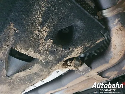 BMW M4 하부세차 리프트하부세차 프리미엄 하부세차 염화칼슘제거 스팀하부세척 고양 삼송 원당 은평 / 고양시 삼송동