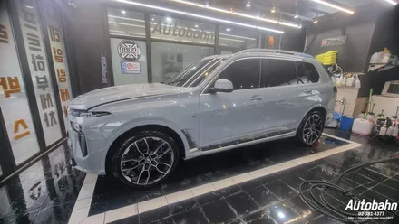 신형 BMW X740I 디테일링세차 프리미엄세차 출고후 세차 차량메인터넌스세차는 아우토반과 상의 하세요!! / 고양