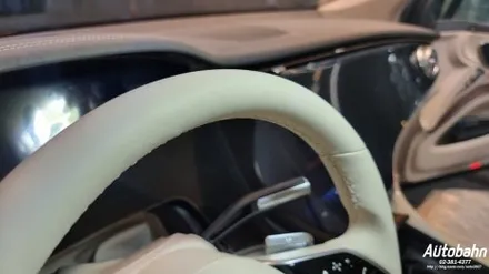 벤츠 EQS SUV X296시트 바닥 클리닝 신차 클리닝 시승차량 클리닝 신차 벤츠 베이지시트 클리닝은 아우토반서 받으세요! / 고양시 삼송동