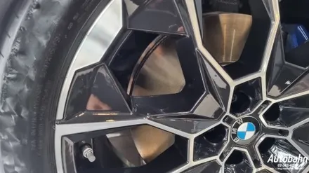 신형 BMW X740I 디테일링세차 프리미엄세차 출고후 세차 차량메인터넌스세차는 아우토반과 상의 하세요!! / 고양
