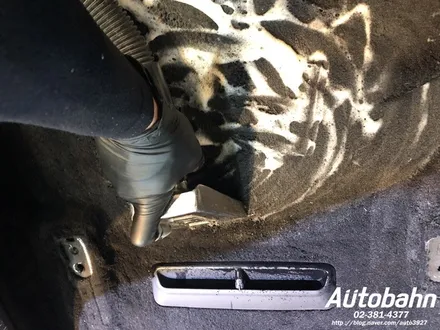 EQ900 커피쏱은차량 실내크리닝 차량 실내크리닝 부분클리닝 커피를 쏟았을때 대처방법 / 고양시 삼송동