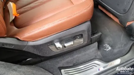 BMW X7 실내크리닝 플로워매트 교환 토사 크리닝 차량바닥교환 도어트림 탈거 클리닝 / 고양