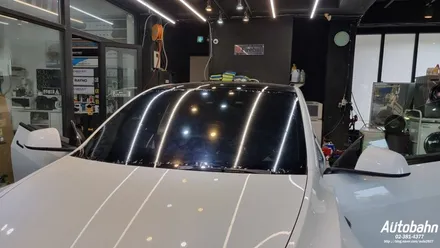 테슬라 모델Y 로얄101썬팅 시공 가성비썬팅 로얄썬팅 테슬라 모델Y 시공 / 고양