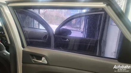올뉴투싼 가성비썬팅 로얄101썬팅  전체썬팅재시공 변색된 필름제거 전체썬팅 비반사썬팅 로얄썬팅은 아우토반에 문의주세요! / 고양