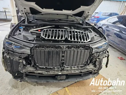 BMW X7 사고수리 프론트범퍼 도색 범퍼수리 범퍼도색 가니쉬 교환 아우토반에 맡겨주세요!! / 고양