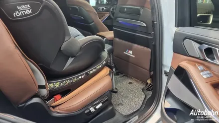 신형 BMW X740I 디테일링세차 프리미엄세차 출고후 세차 차량메인터넌스세차는 아우토반과 상의 하세요!! / 고양