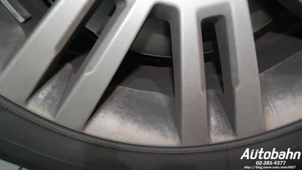 랜드로버 디스커버리 4 프리미엄 세차 부분 실내 클리닝 일산 세차 삼송 세차 일산 실내클리닝 삼송 실내클리닝 / 고양시 삼송동