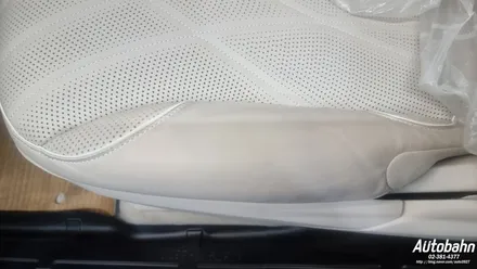 벤츠 EQS SUV X296시트 바닥 클리닝 신차 클리닝 시승차량 클리닝 신차 벤츠 베이지시트 클리닝은 아우토반서 받으세요! / 고양시 삼송동