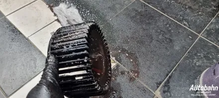 쏘렌토 에바크리닝 시공 디테일 에바크리닝 에어컨에서 냄새가 난다면 오염원을 찾아보세요 / 고양