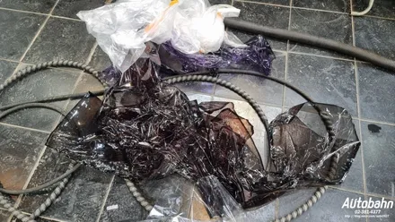 카니발썬팅 레이노F5 썬팅 재시공 전체 썬팅 재시공 가성비썬팅 재시공은 아우토반에 받으세요!! / 고양