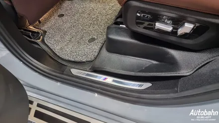 신형 BMW X740I 디테일링세차 프리미엄세차 출고후 세차 차량메인터넌스세차는 아우토반과 상의 하세요!! / 고양