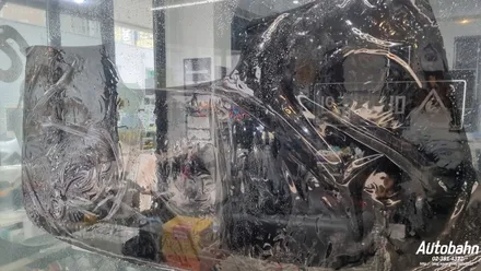 어코드 전면틴팅 전면썬팅 재시공 혼다어코드 레이노F5 전면틴팅시공 전면썬팅 재시공은 아우토반에 문의주세요! / 고양