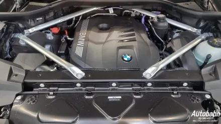 신형 BMW X740I 디테일링세차 프리미엄세차 출고후 세차 차량메인터넌스세차는 아우토반과 상의 하세요!! / 고양