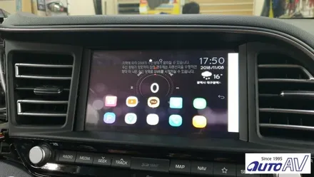 더 뉴 아반떼AD 2018년 페이스리프트 폰인카 젠5 장착했답니다.