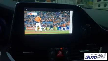 그랜저 IG 순정 내비게이션에 스마트폰 풀 미러링 폰인카 장착으로 스마트 카가 되었답니다.