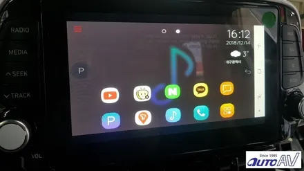 플로팅 타입 내비게이션이 적용된 2018 투싼에 스마트폰 풀 미러링 커넥티비티 폰인카 장착 ^^