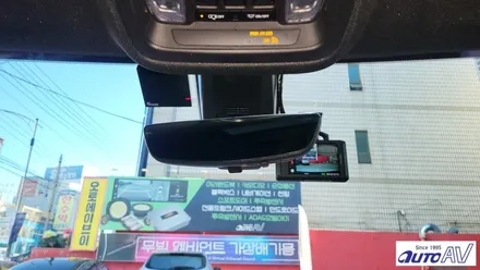 대구 달서구 썬팅 블랙박스 하이패스 원스톱 설치점에서 트래버스 신차를 완성하였습니다.