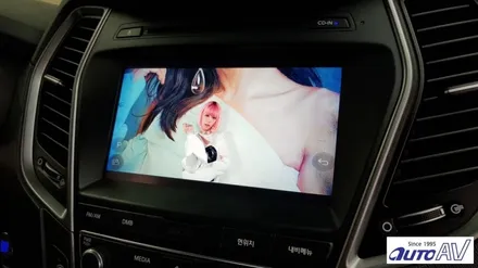 싼타페 DM 내비게이션 안으로 스마트폰이~ 자동차 미러링 폰인카를 장착했답니다._ 대구