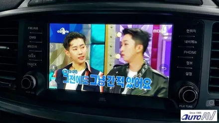 스마트한 카 라이프 업그레이드 대구 올뉴쏘렌토 순정 내비게이션 스마트폰 미러링 폰인카 설치