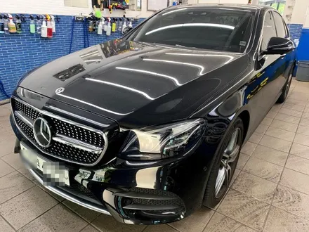 중계동 상계동 벤츠 E300 프리미엄광택&PPF&유리발수코팅으로 중고차를 신차처럼 만듭니다. / 노원, 도봉, 성북