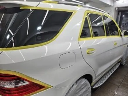 벤츠 ML350 : 노원중고차광택 전문점 추천으로 컨디션최상 아우토바스 (석회물얼룩) / 노원구 공릉동