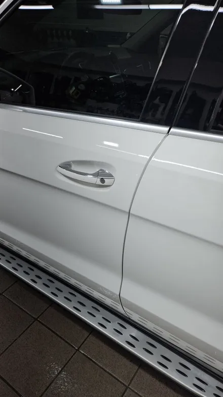 벤츠 ML350 : 노원중고차광택 전문점 추천으로 컨디션최상 아우토바스 (석회물얼룩) / 노원구 공릉동
