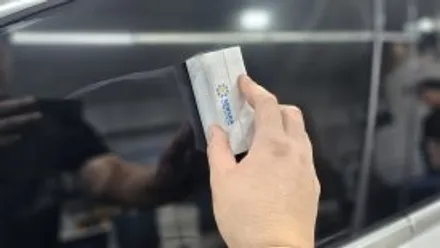 벤츠 C클래스 : 천정에서 낙숫물과 모래가 떨어졌어요.보험수리광택유리막코팅PPF 노원도봉남양주 / 노원구 공릉동